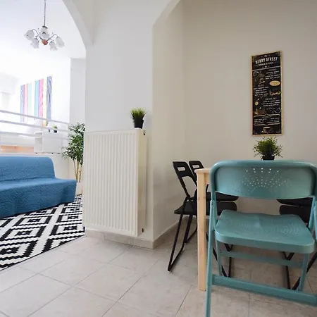 Apartment Budget By Hi5 - Akacfa 4 Budapest