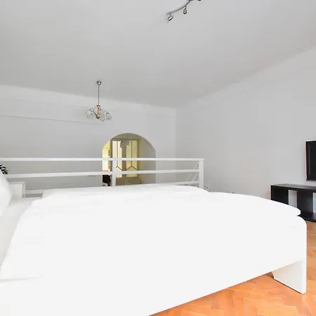 Budget By Hi5 - Akacfa 4 Apartment Budapest