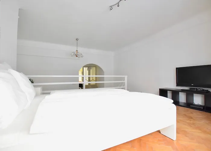 Budget By Hi5 - Akacfa 4 Apartament Budapesta